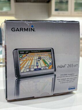 Garmin nüvi 265WT GPS Navigation System Complete in Box w/ Charger & Mount